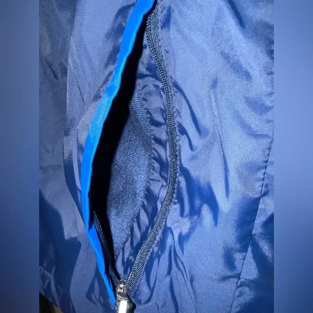Columbia Two-Tone Blue and Black Windbreaker Jacket boys L 14/16 Hiking #723